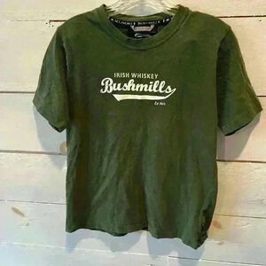 Bushmills whiskey tee shirt size small, Irish whiskey, adult small, see photos